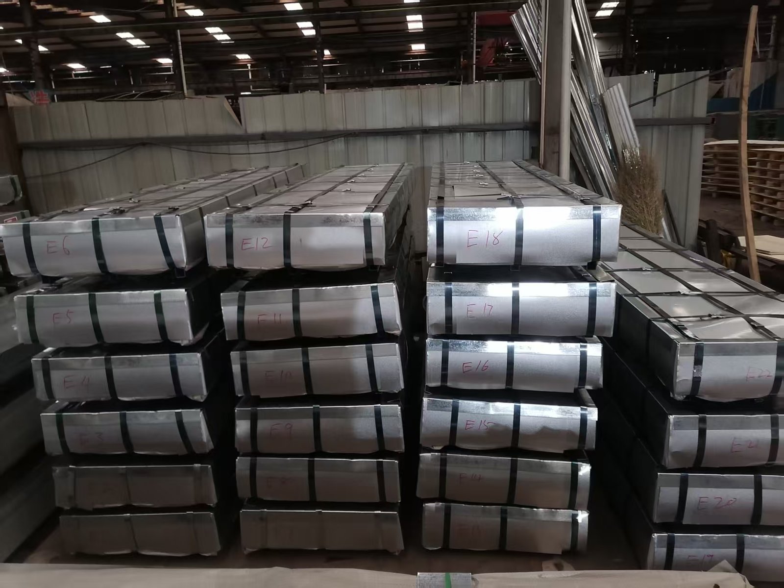 YX25-205-820 roof sheet