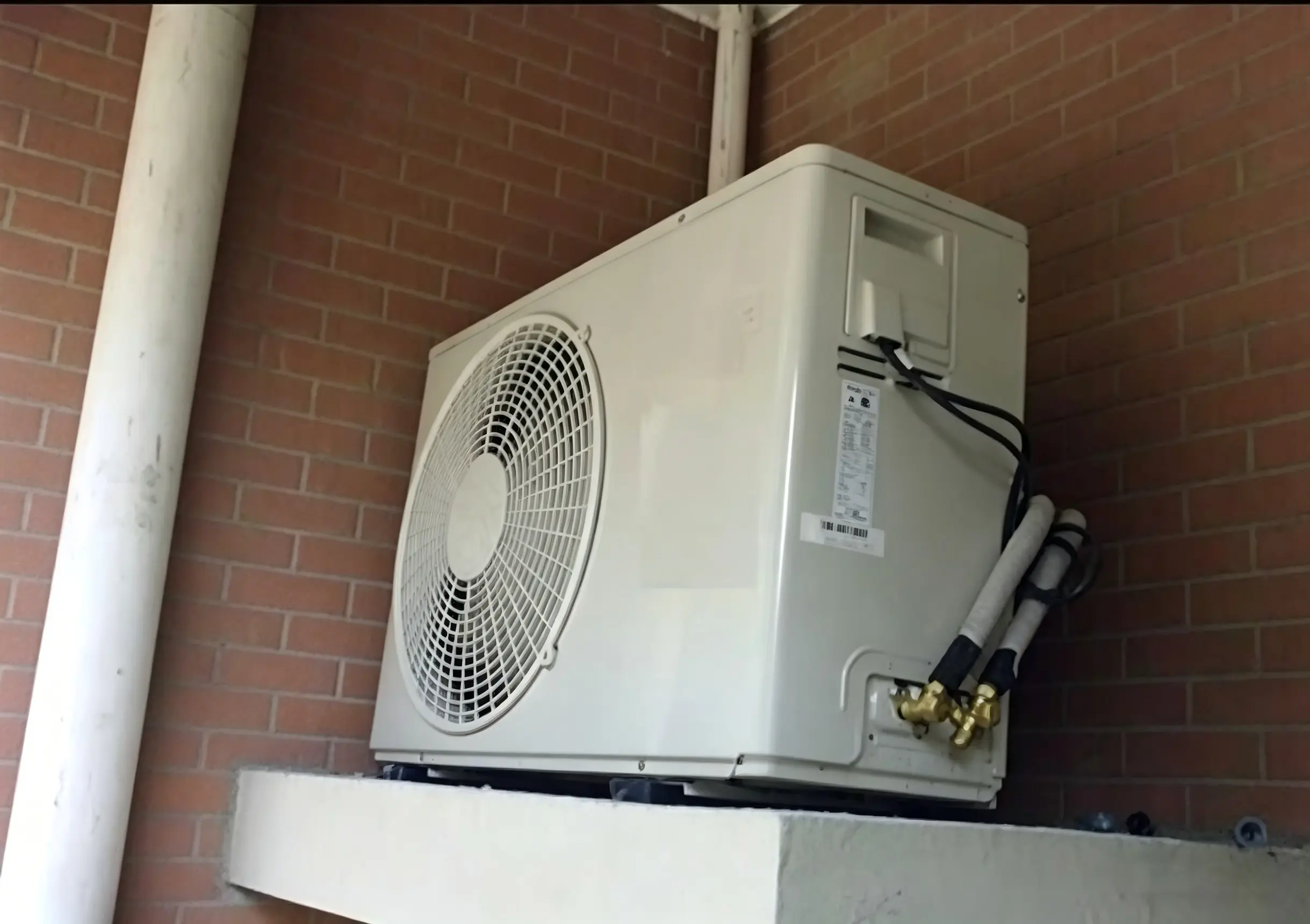 Air conditioning outdoor unit