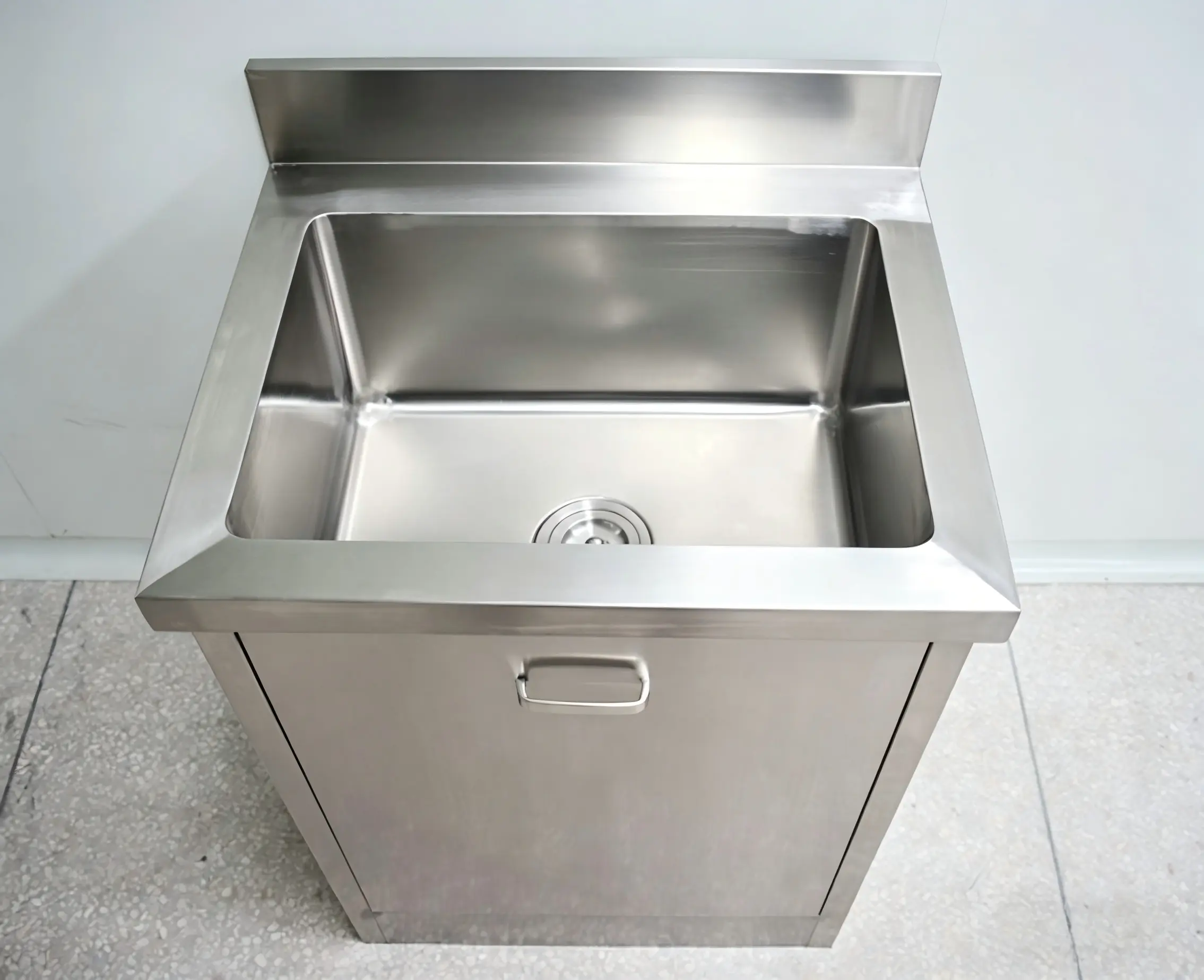 Stainless steel sink